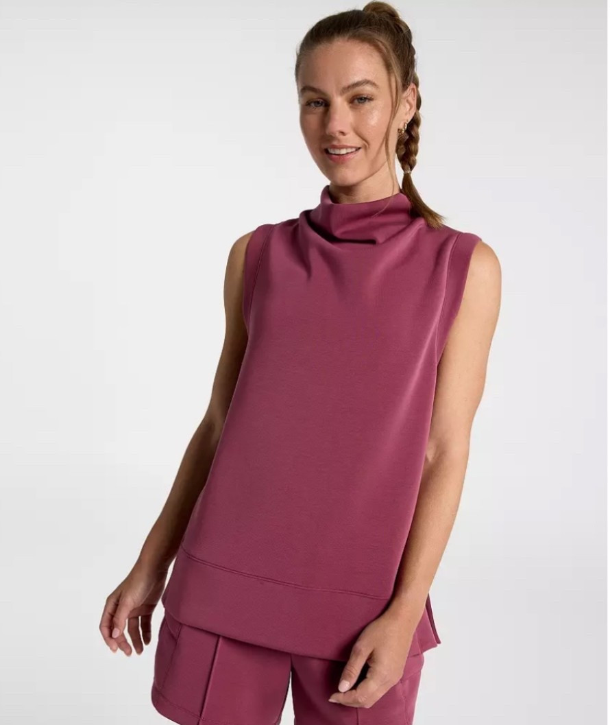 I love this active tunic top for Fall workouts! Anything that covers my butt in leggings is a win + it’s so elevated-looking!! Major sale this weekend!

#LTKSaleAlert #LTKStyleTip #LTKActive