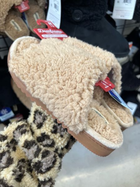 Cute Sherpa slide on slippers! Only $14 

#LTKstyletip #LTKshoecrush #LTKunder50