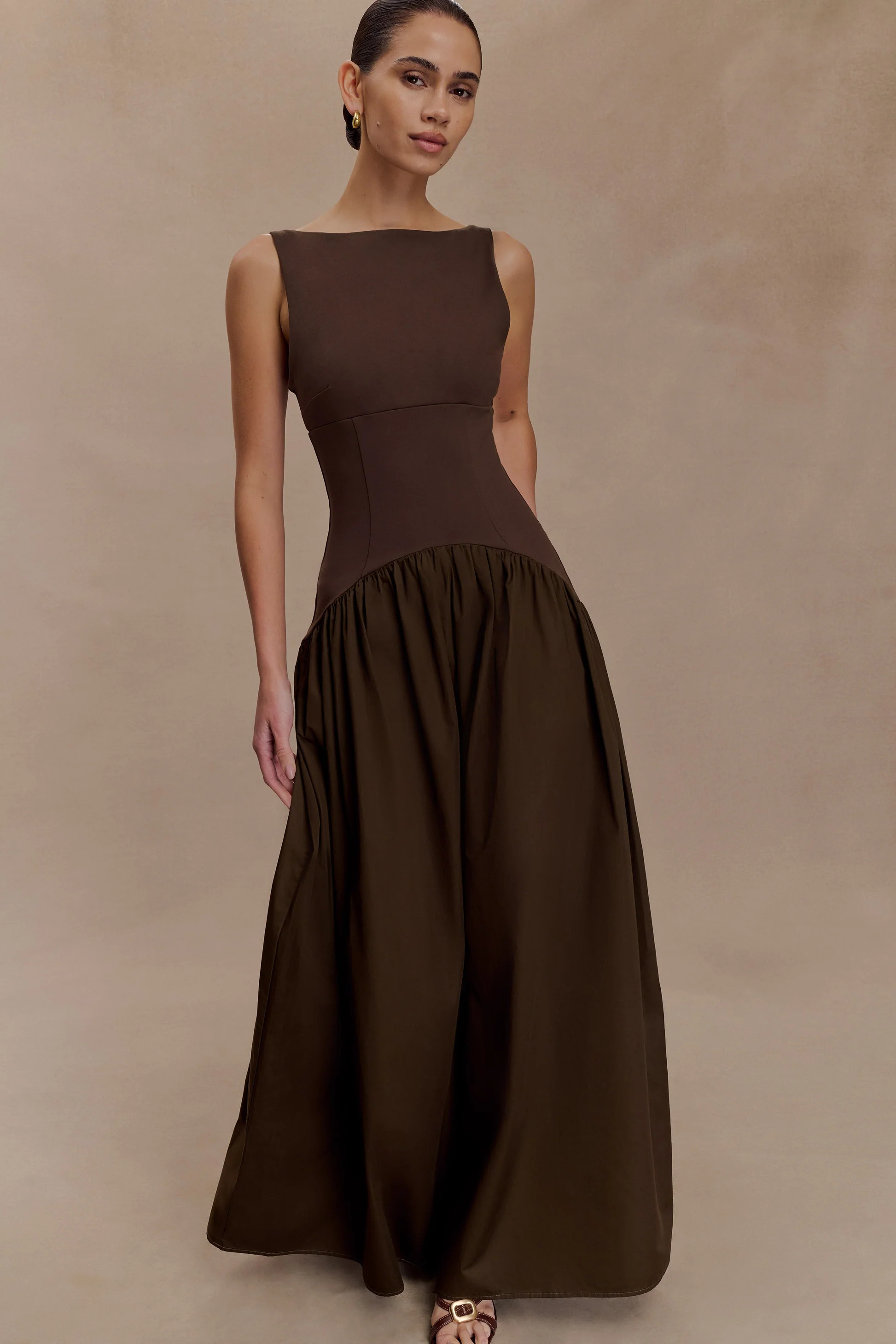 Contrast Sleeveless Maxi Dress - Chocolate | MESHKI US