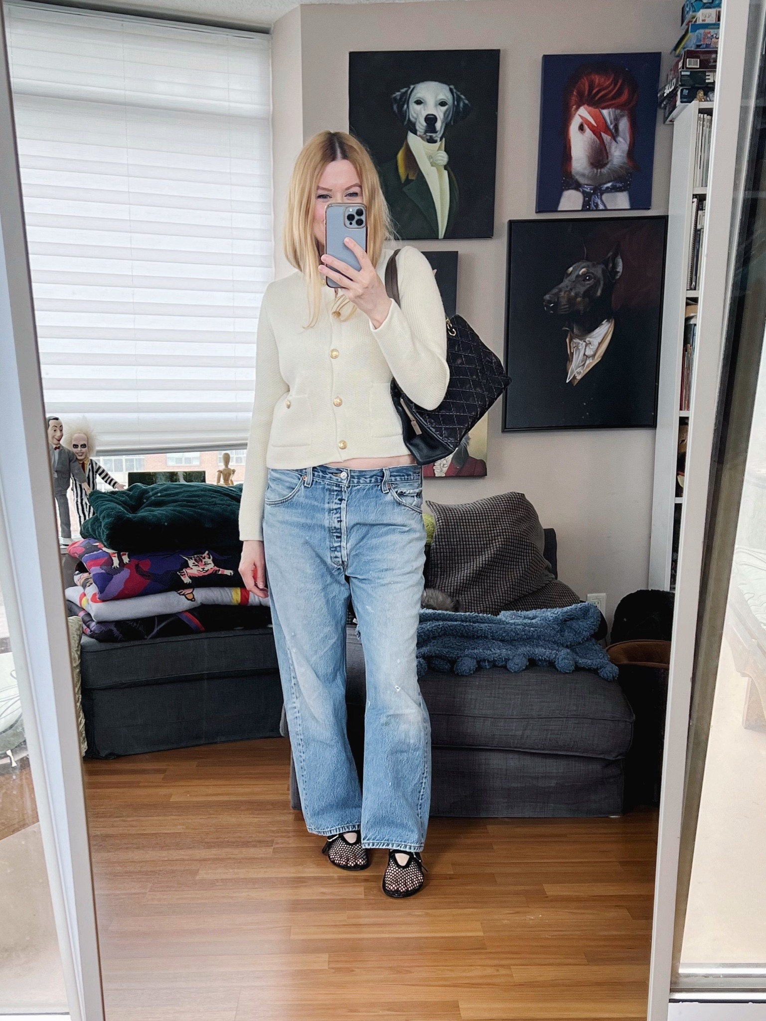 Lady cardigan, men’s jeans.
Jeans and bag are vintage.
•
#springlook  #torontostylist #StyleOver40  #90sstyle #90sfashion #fashionstylist #FashionOver40  #MumStyle #genX #genXStyle #shopSecondhand #genXInfluencer #genXblogger #Over40Style #40PlusStyle #Stylish40


#LTKstyletip #LTKover40 #LTKshoecrush