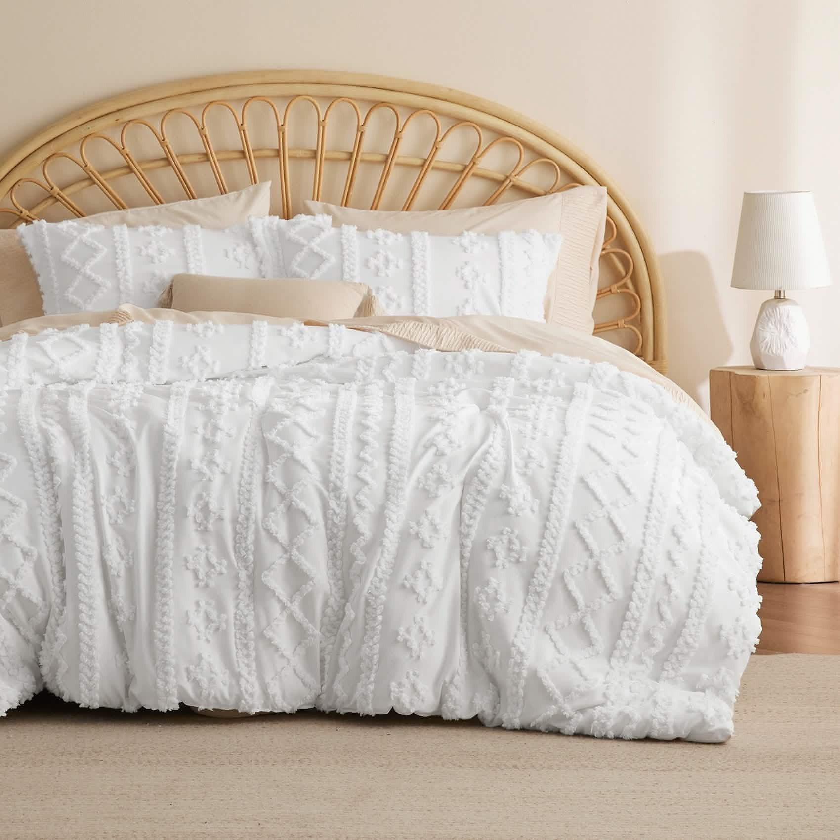 Boho Deluxe Embroidery Comforter Set | Bedsure