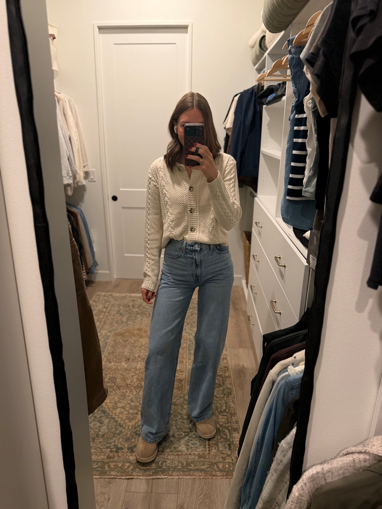 Obsessed with these jeans!! I just got them last month and can’t stop wearing them and now they are 30% off! Wearing a 34” inseam (I’m 5’9”) and size 27. No stretch so get your true size!

#LTKSeasonal #LTKFindsUnder100 #LTKSaleAlert