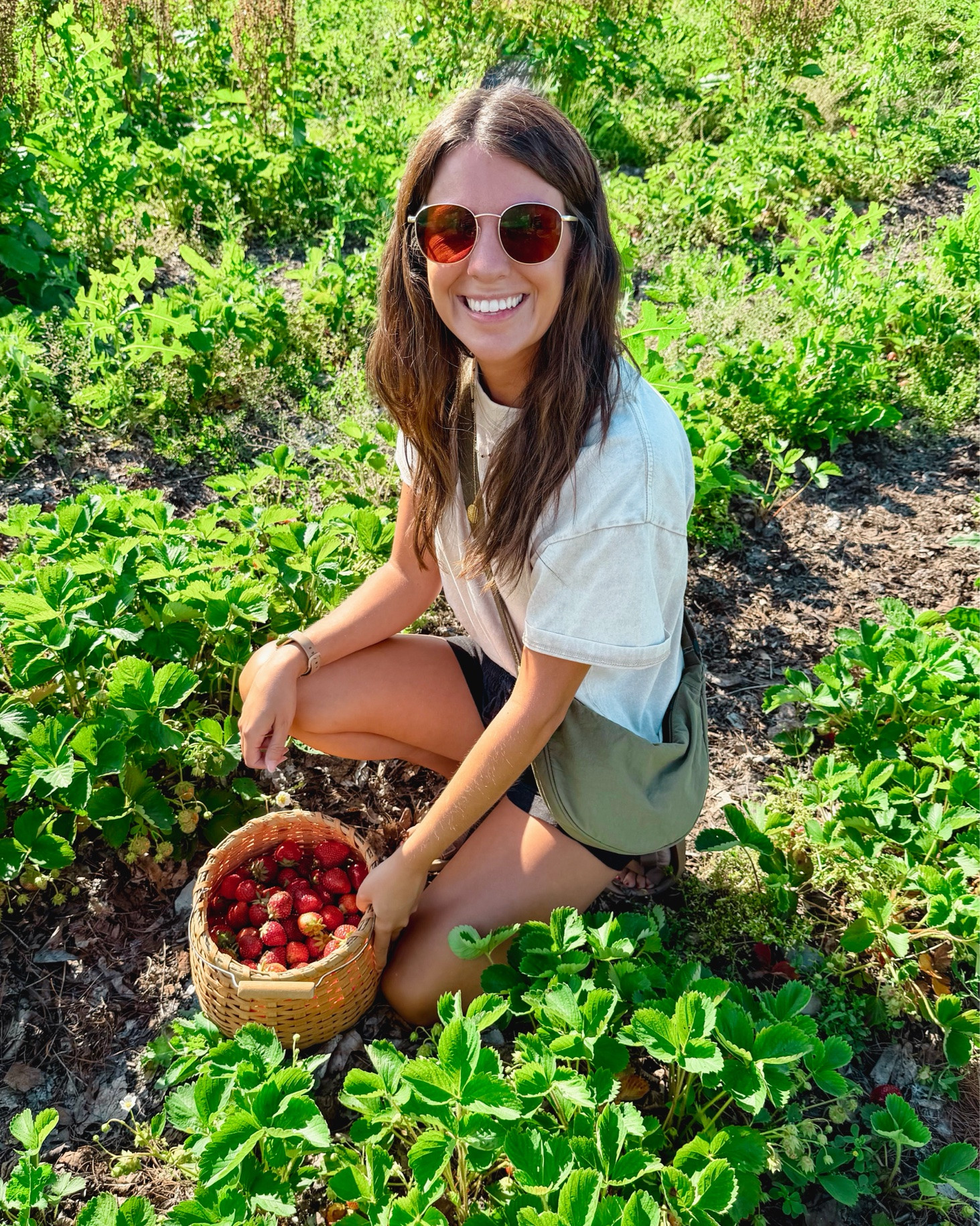 Strawberry picking 🍓🫶🏽

small in my tee (apricot color), xxs in my black linen shorts (mine are 5-6 years old, linked this year’s version and I also linked similar ones in case you prefer non-tie shorts!) and 6 in my teva sandals. 
My bag is older so I linked similar ones!


My husband is wearing size medium in his tee and shorts and 10 in his sandals.

#LTKmomlife #LTKdayinmylife #LTKPetite