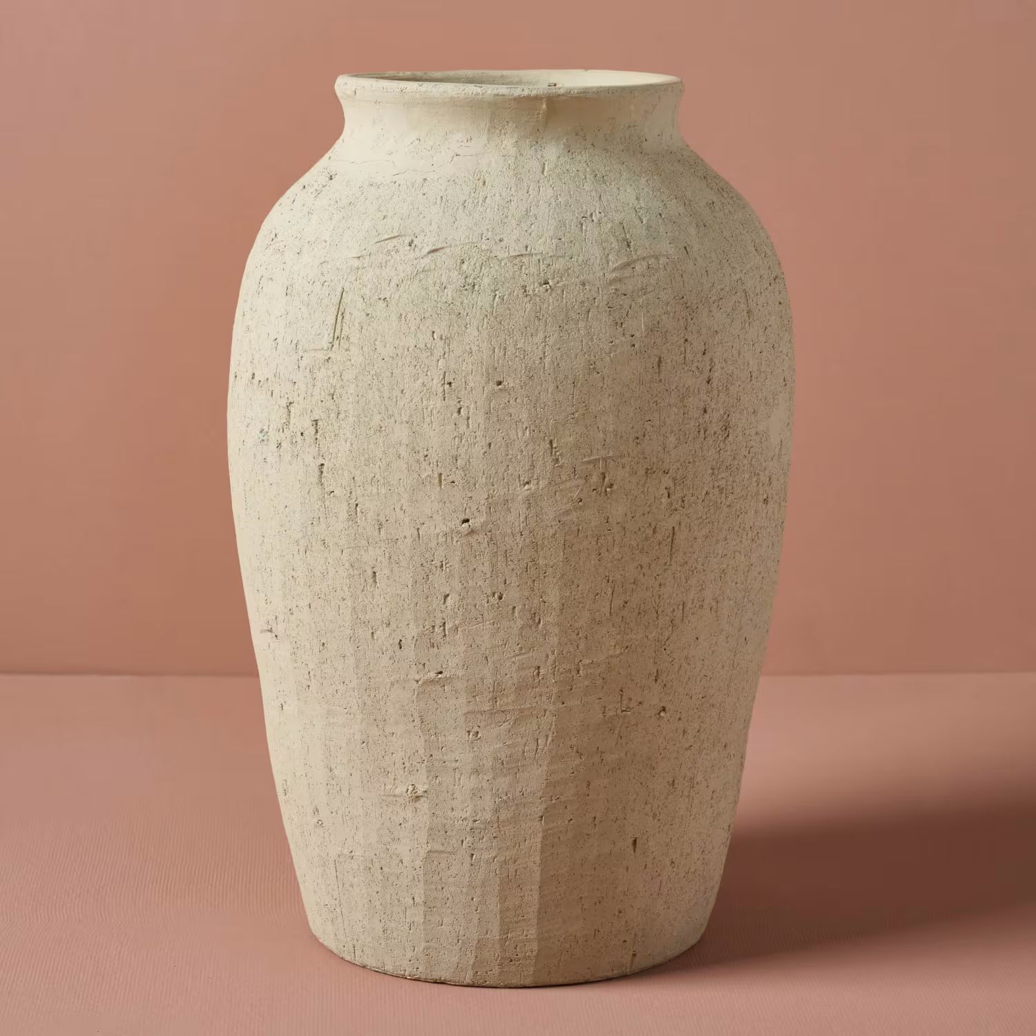 Small Textured Adrienne Vase | Magnolia