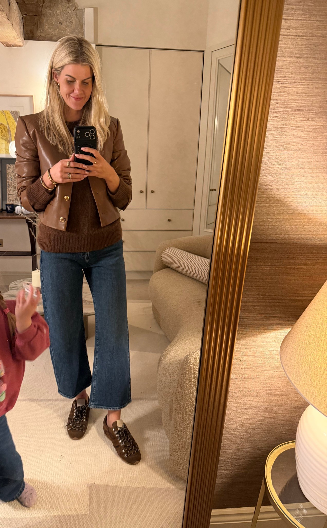 Brown leather cropped jacket and blue jeans 

#LTKireland #LTKwinter #LTKFashionMonth