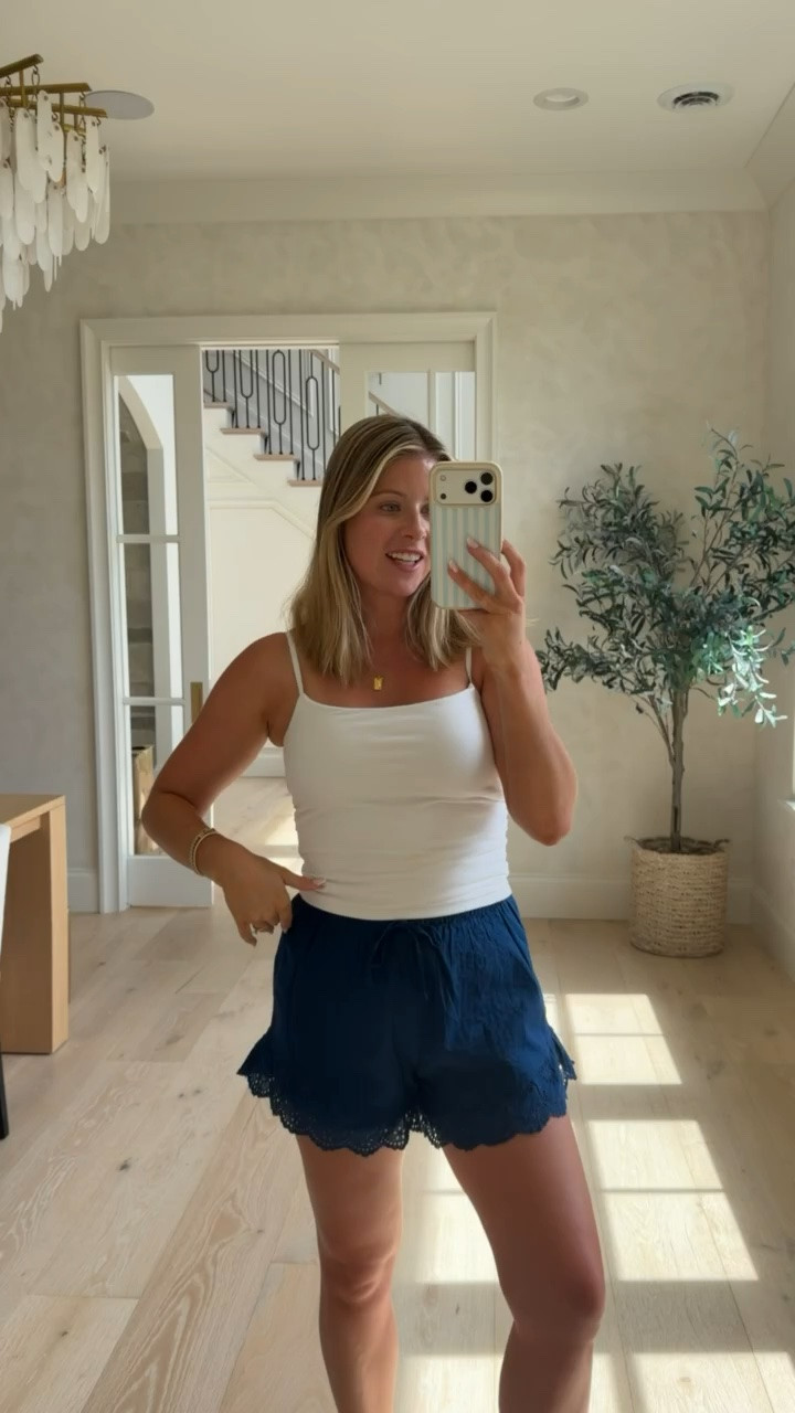 @abercrombie has these bra free tops I have been obsessed with! These would be great for Fourth of July coming up. 🇺🇸⭐️🤍They are also having their summer sale right now. 20% - 40% off almost everything! 



ootd, outfit inspo, summer outfits, shorts, summer tops, new arrivals, sale alert, Abercrombie finds