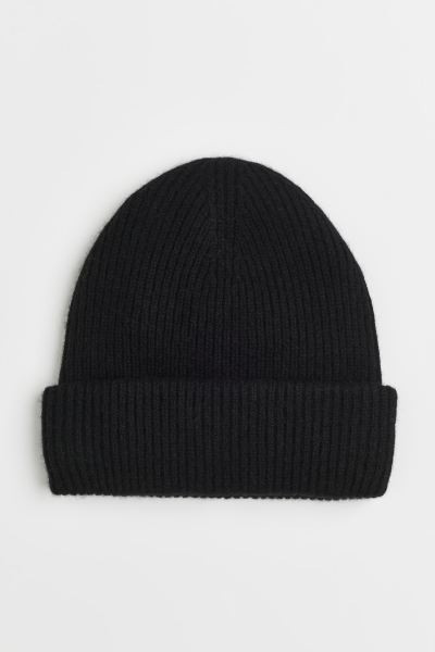 Knitted cashmere hat | H&M (UK, MY, IN, SG, PH, TW, HK)