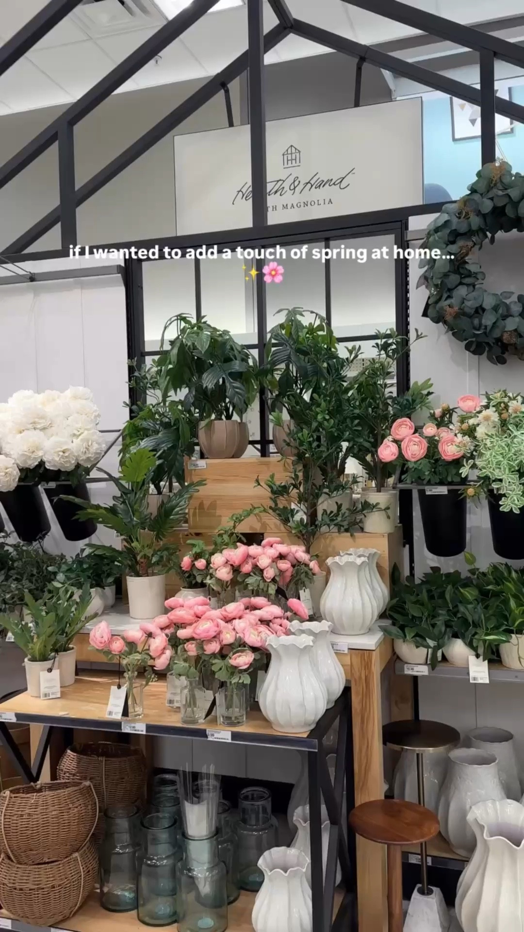 When a new season comes around, I don’t do a full house reset.

But I do love adding a few small touches of seasonal charm.

Just enough to make it feel fresh. And my favorite way to do this is by changing out my faux stems throughout the house.

Tell me… are you a full reset girl or a small seasonal swaps kind of girl?

#springvibes🌸 #cozyhomedecor 

#makingahome
#cozyhomevibes
#seasonalliving