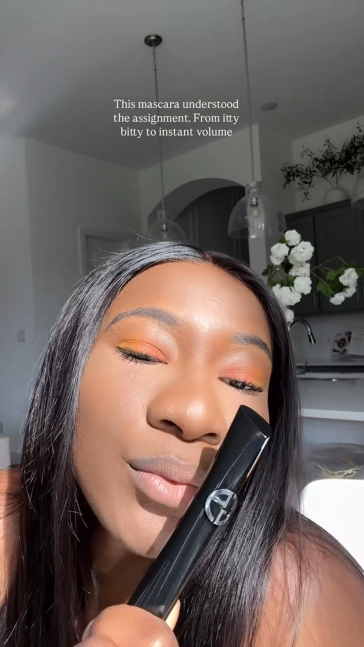 My lashes has gone from whispering to screaming after trying @armanibeauty Vertigo Lift Mascara. Get yours at @sephora 