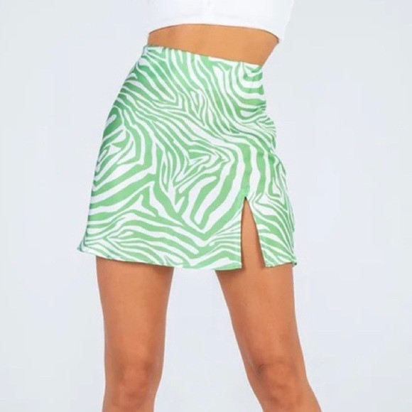 Princess Polly Green Zebra Skirt! | Poshmark