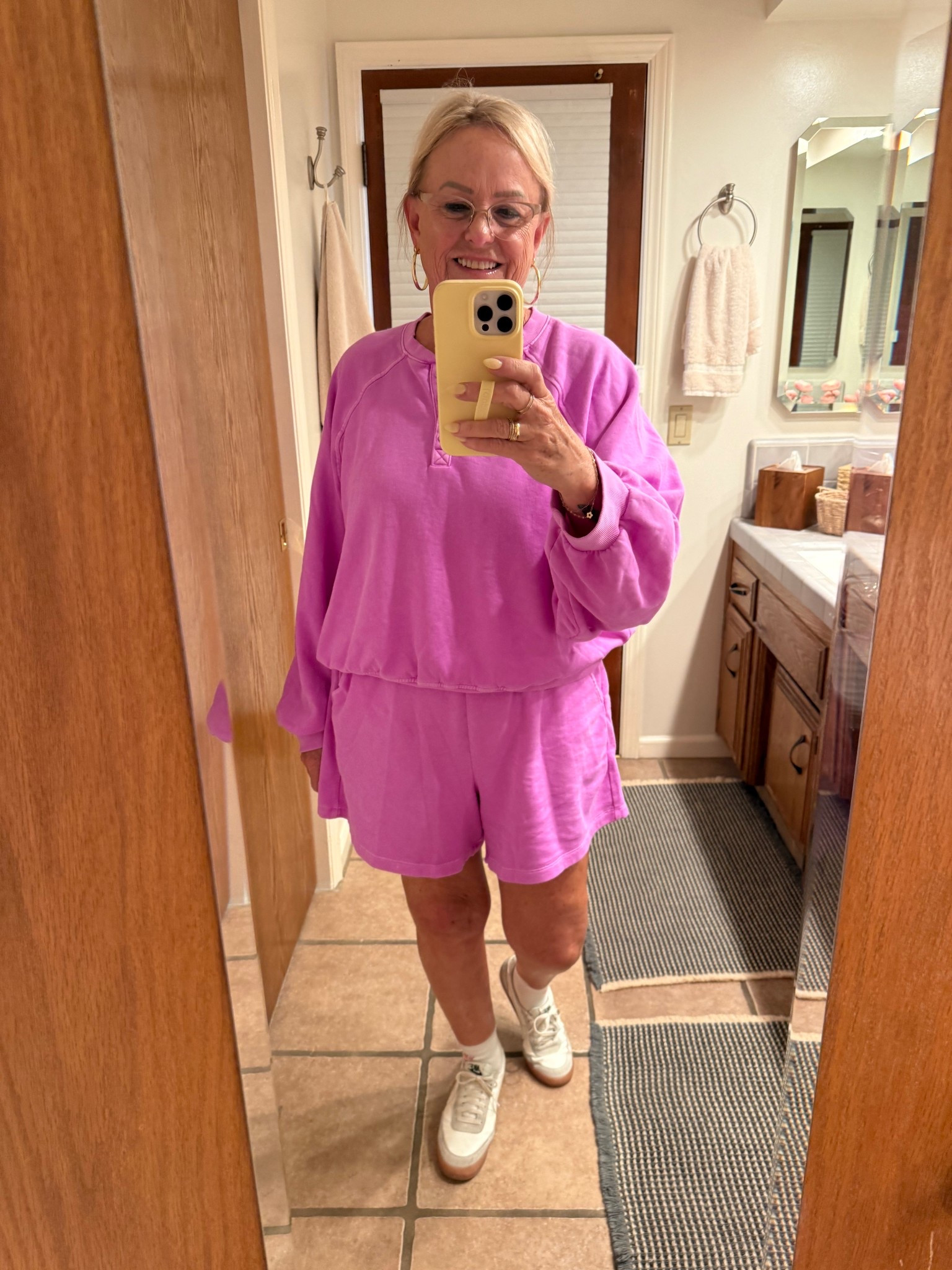 Love this color!!!

#LTKootd