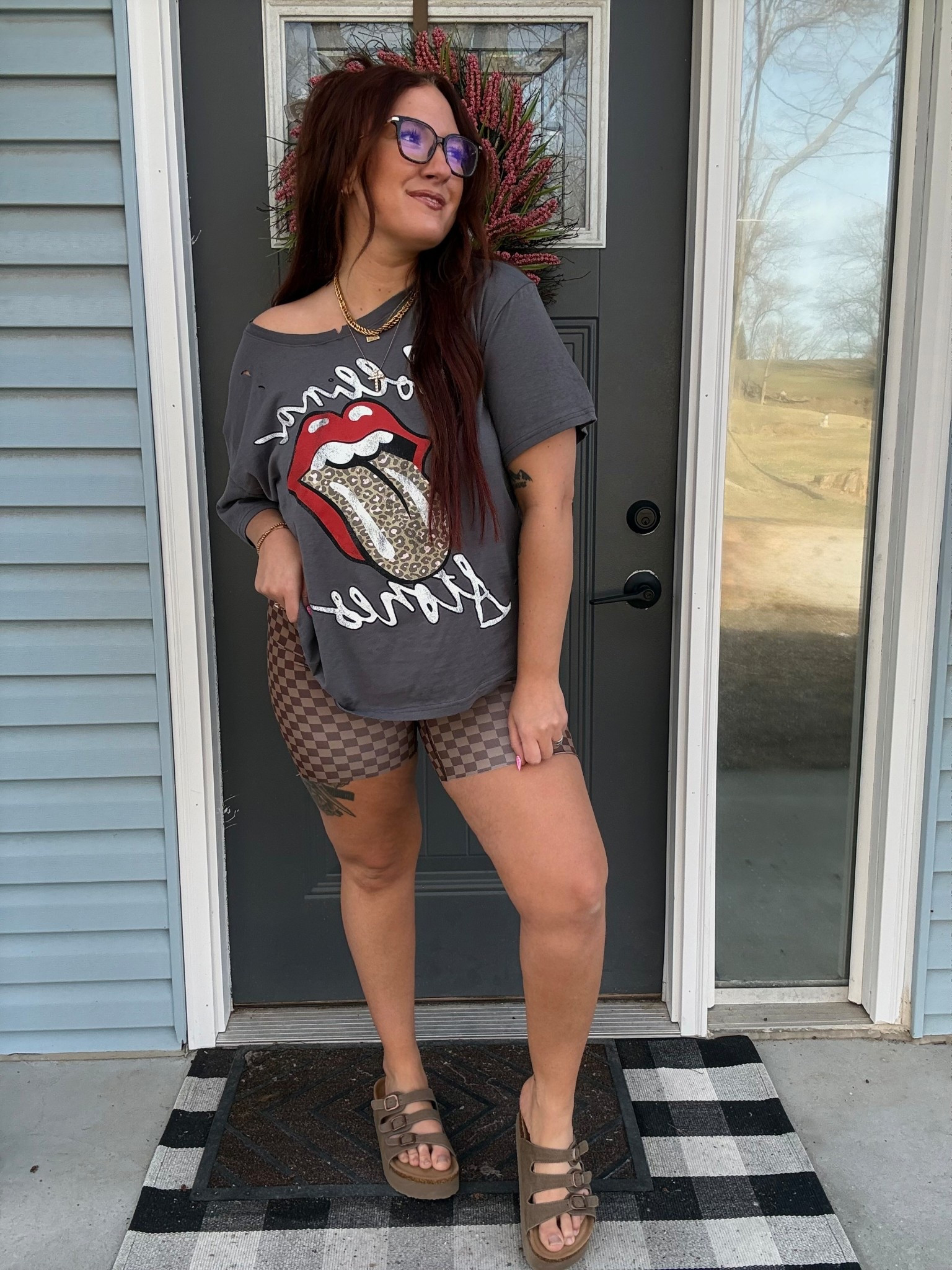 Comfy outfits are my go to, I distressed this shirt myself ❤️‍🔥

#LTKMidsize #LTKootd