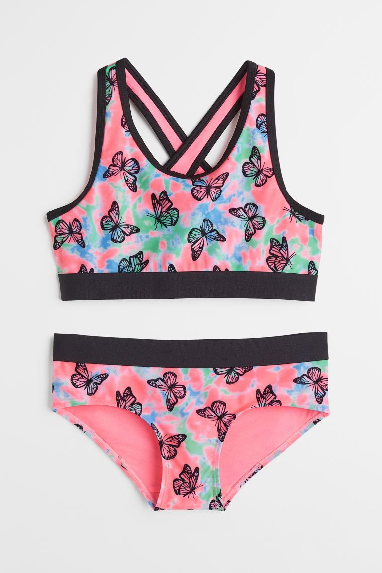 Conscious choice  Fully lined bikini. Top with wide shoulder straps crossed at back and elastic a... | H&M (US + CA)