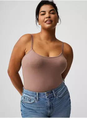 Foxy Scoop Cami with Built-In Bra | Torrid (US & Canada)
