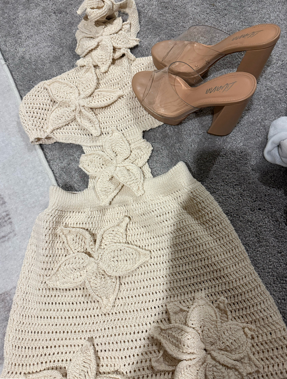 The cutest knit floral dress for vacation. ✨ 

 #LTKStyleTip #LTKShoeCrush