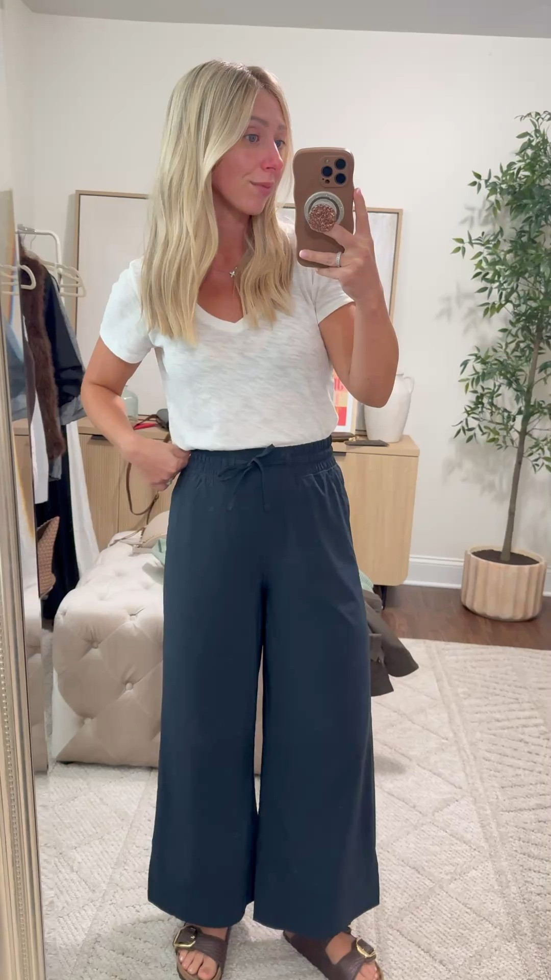 Love these wide leg crop pants (size small, true navy)

Amazon, athleisure, active pants

#LTKmomlife #LTKootd #LTKfitnessgoals