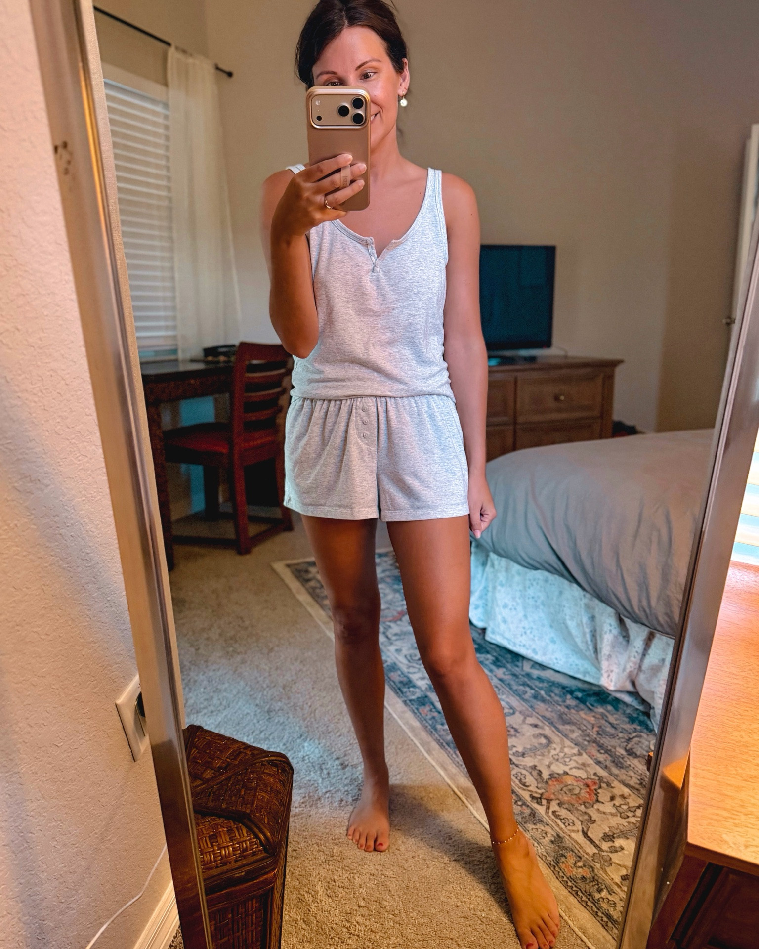 comfy and lightweight pajamas🫶🏽

xs in both the top + bottoms!

#LTKPetite #LTKmorningroutine #LTKselfcare
