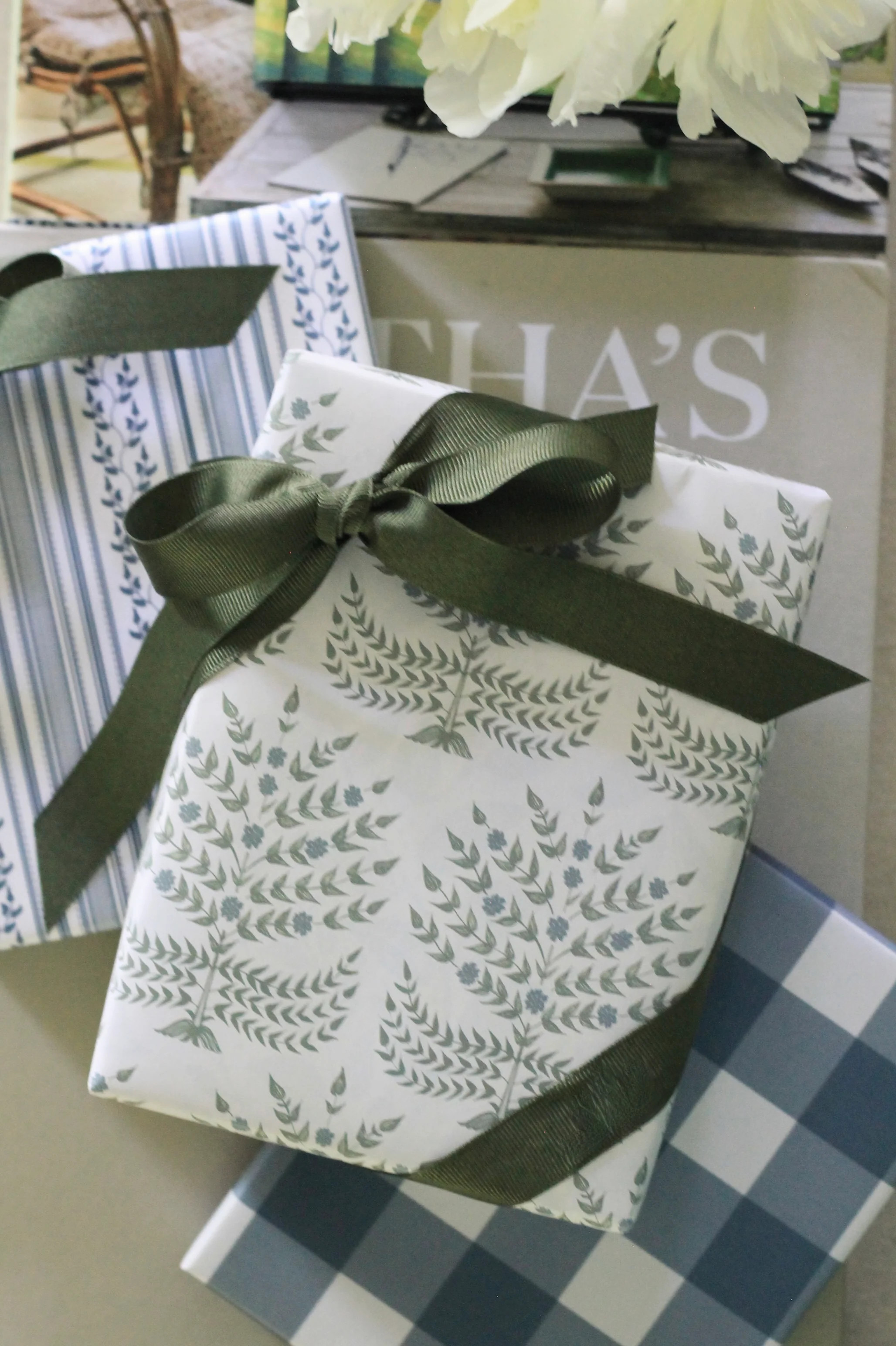 Hannah Wrapping Paper | JSH Home Essentials