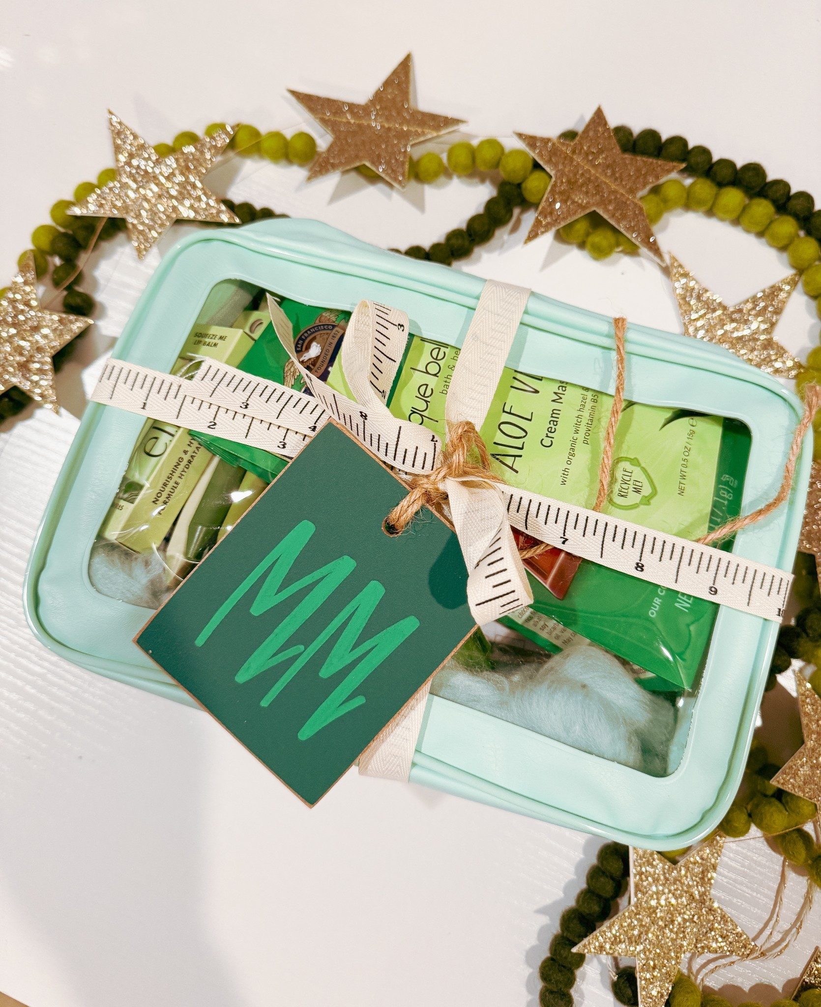 Teacher gift, curated gift basket, teacher gift ideas, gift ideas, self care gifts 

#LTKGiftGuide