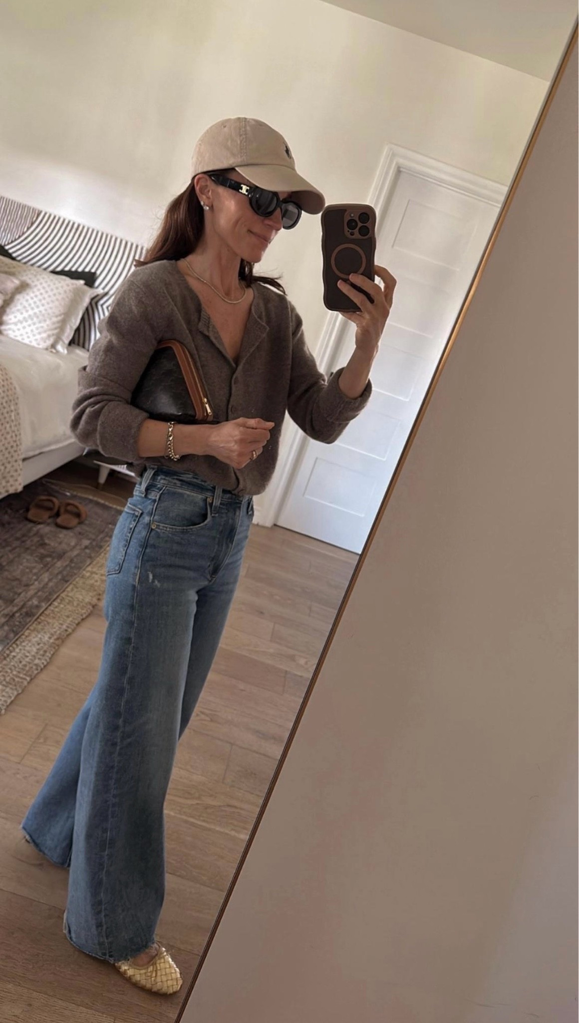 One of my favorite cardigans was restocked 
Love this coco color… super versatile. 
Tts 
If you’re sensitive to wool though I don’t recommend it!

#LTKOver40