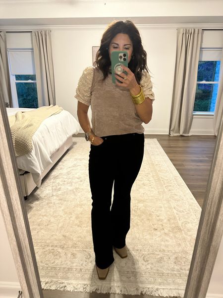 Loving these flare low rise jeans from Target! $25!!

#LTKfindsunder50 #LTKworkwear