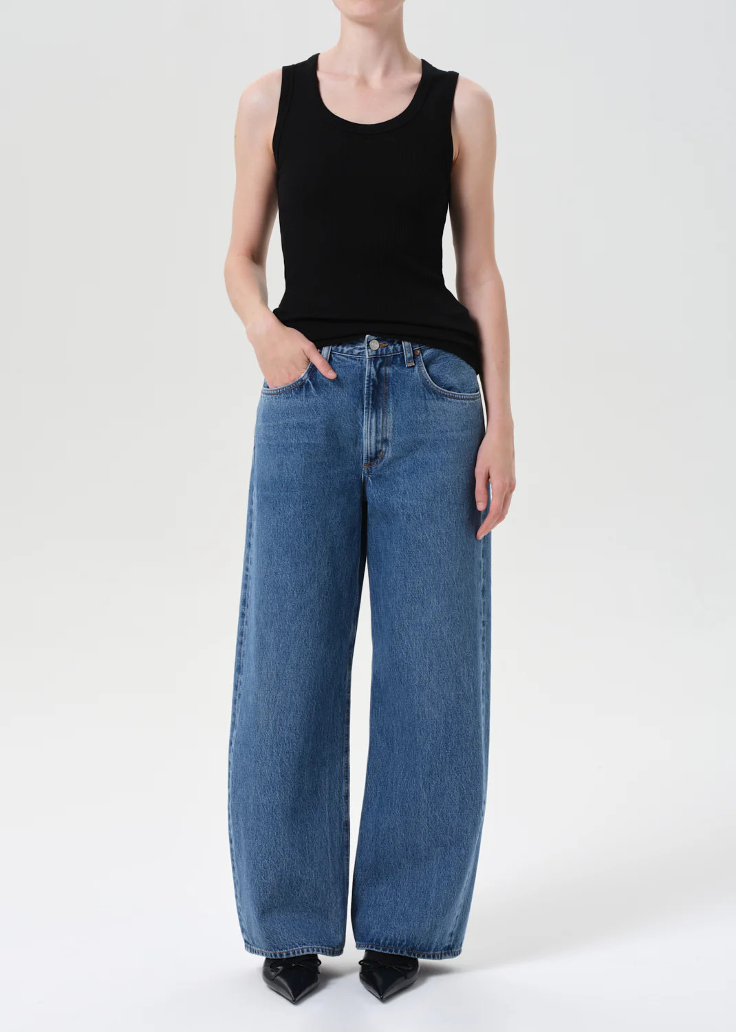 90S Jean Mid Rise Loose Fit in Shrine | AGOLDE