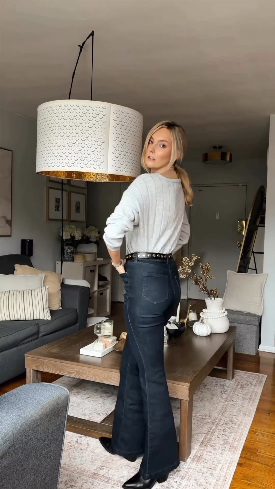 Wearing vs styling ✨ Okay wait—same outfit, two totally different vibes 😭 It’s literally the same base, just styled different.
I’m telling you, the belt, the boots, the bag… they change everything. 🤎
This is why I never say “I have nothing to wear.” I just re-style what I already own.

Comment OUTFIT below and I’ll DM you all the  d e t a i l s 💌

fall outfit inspo • Pinterest outfits • Pinterest inspired •grey sweater outfit • flare jeans • fall boots • fall 2025 • ootd ideas



#LTKItBag #LTKStyleTip #LTKTall