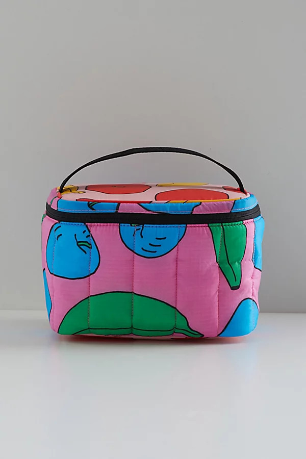 BAGGU Puffy Lunch Bag in Apples/Bananas Mix at Urban Outfitters | Urban Outfitters (US and RoW)