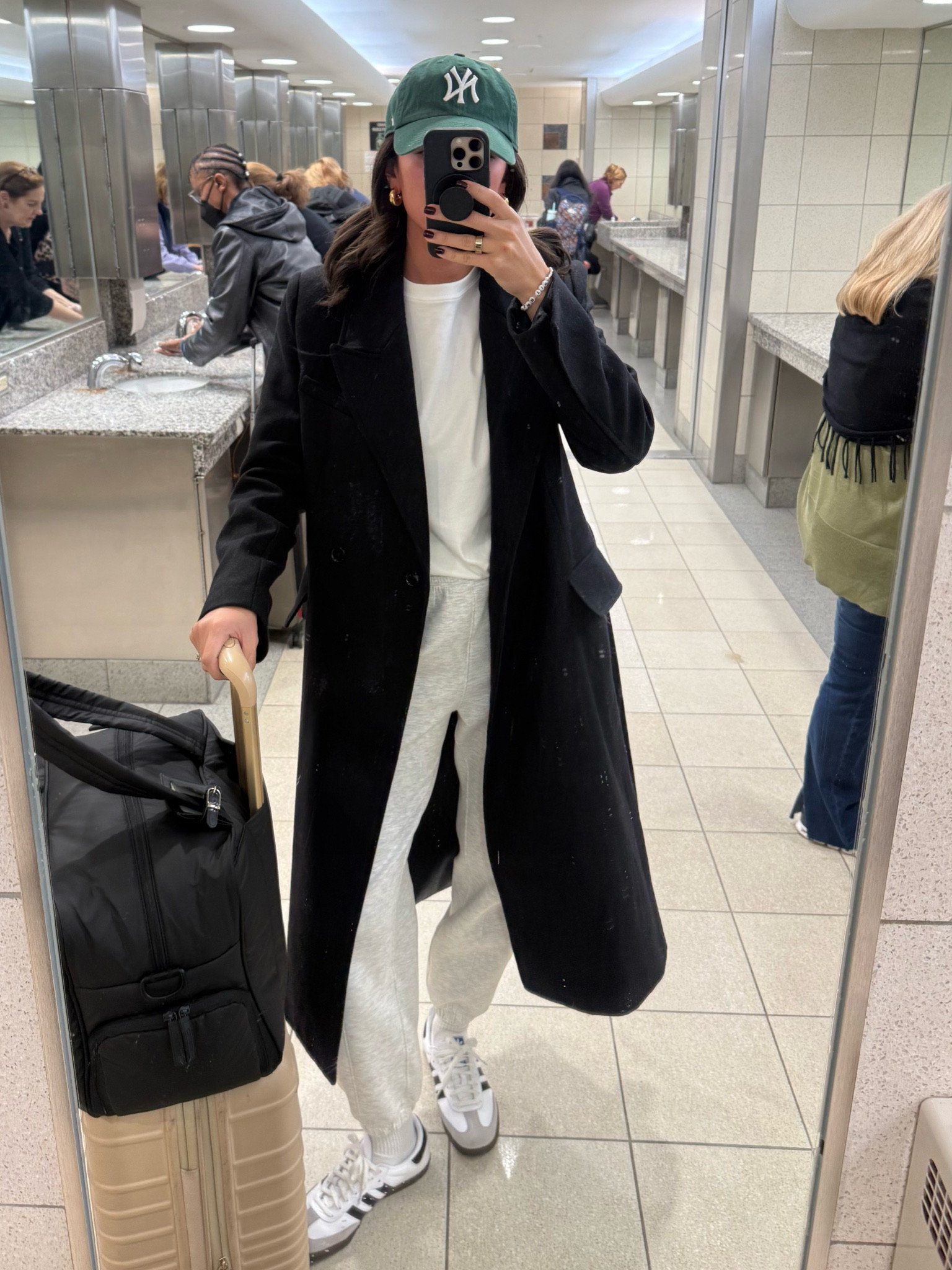 Airport outfit ✈️ size S oversized t-shirt, S joggers (code AFNENA to save), size S coat (exact is old mango), sneakers fit TTS

#LTKStyleTip #LTKFindsUnder100 #LTKTravel