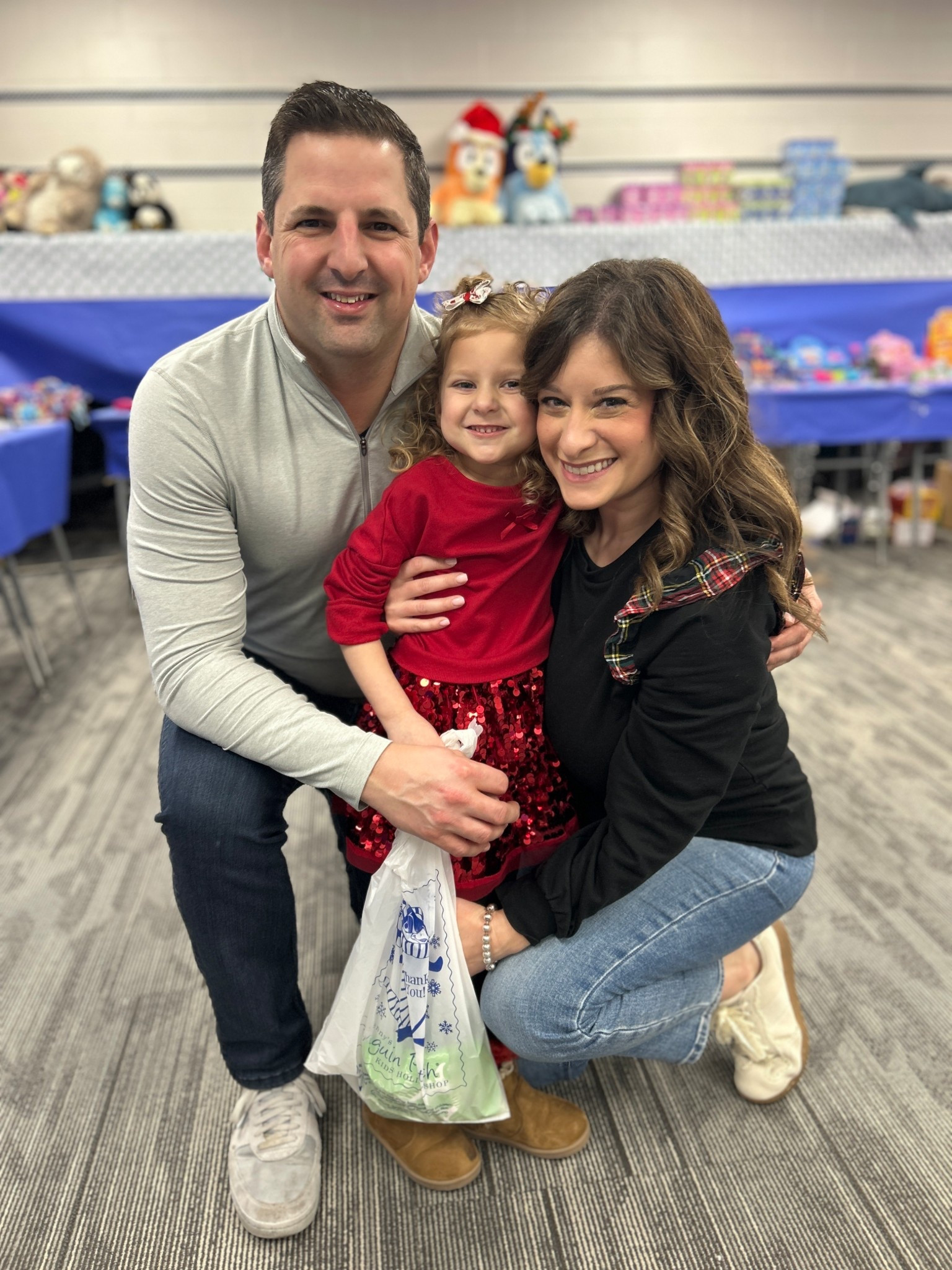 Petite, mom, tartan plaid, J. crew, gap, Amazon 

#LTKmomlife #LTKHoliday #LTKPetite