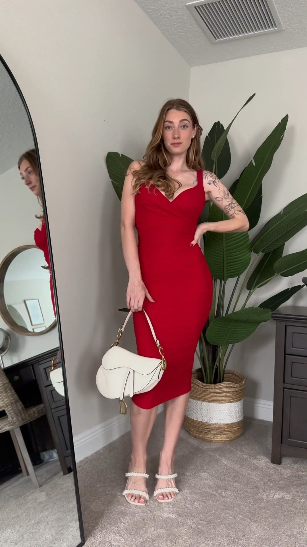 date night, but keep it effortless ❤️

a little red moment, soft pearls, and the kind of pieces you’ll reach for every time there’s a reservation on the books 🥂❣️ simple, classic, and quietly elevated 😌

linked in LTK if you’re planning your next night out ✨

#DateNightStyle #RedDressMoment #LTKFinds #LTKStyle #NightOutLook #ClassyVibes #EffortlessChic #FeminineStyle #CapsuleWardrobe

#LTKSeasonal #LTKootd #LTKSaleAlert