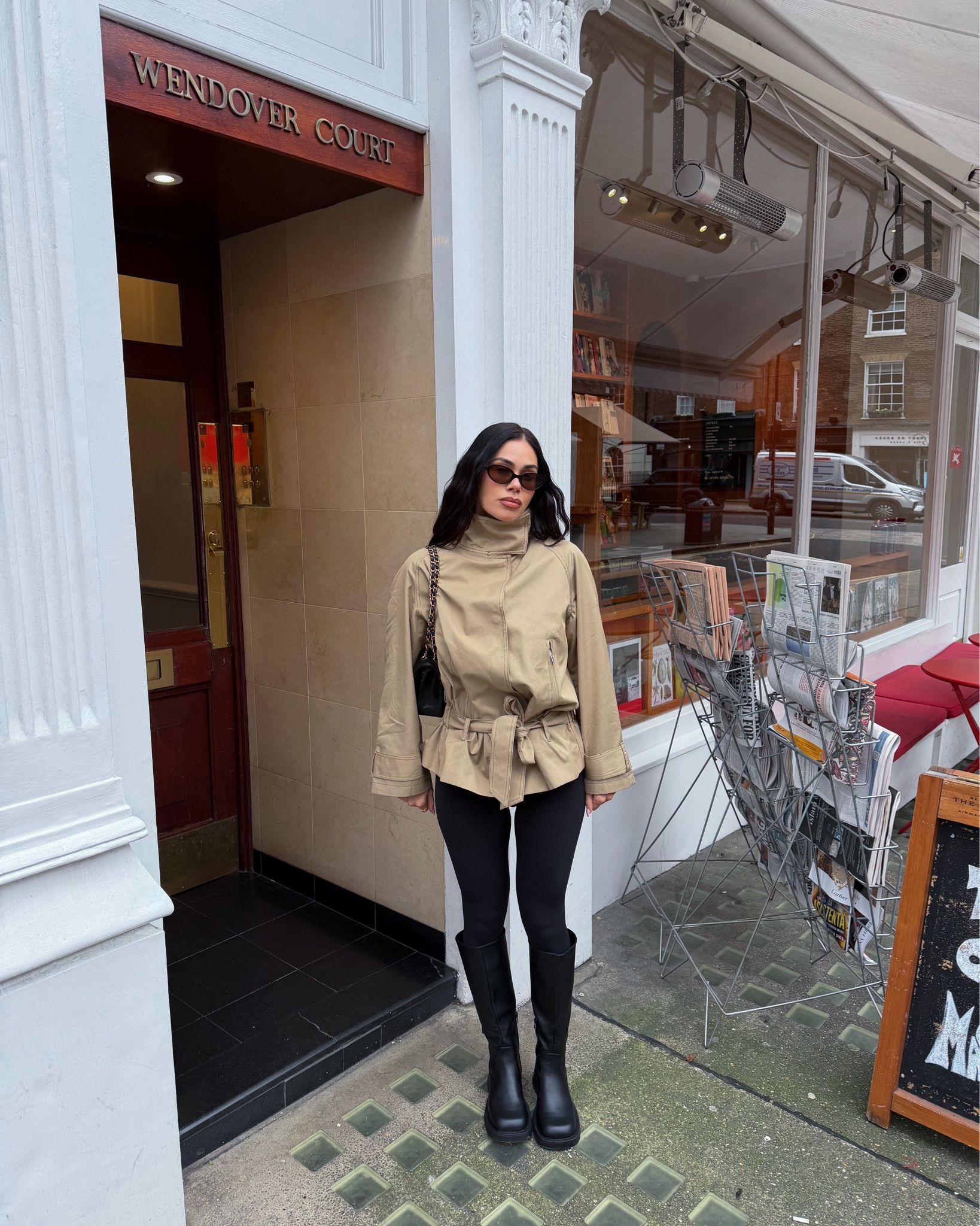 sizes:

xs jacket
size 6 leggings 