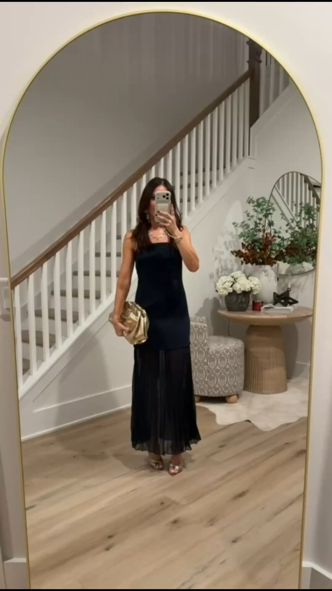 One of the most beautiful in the elegant dresses. 

elegant dress, classy dress, wedding guest dress, annabrstyle.

#LTKootd #LTKOver40 #LTKSeasonal