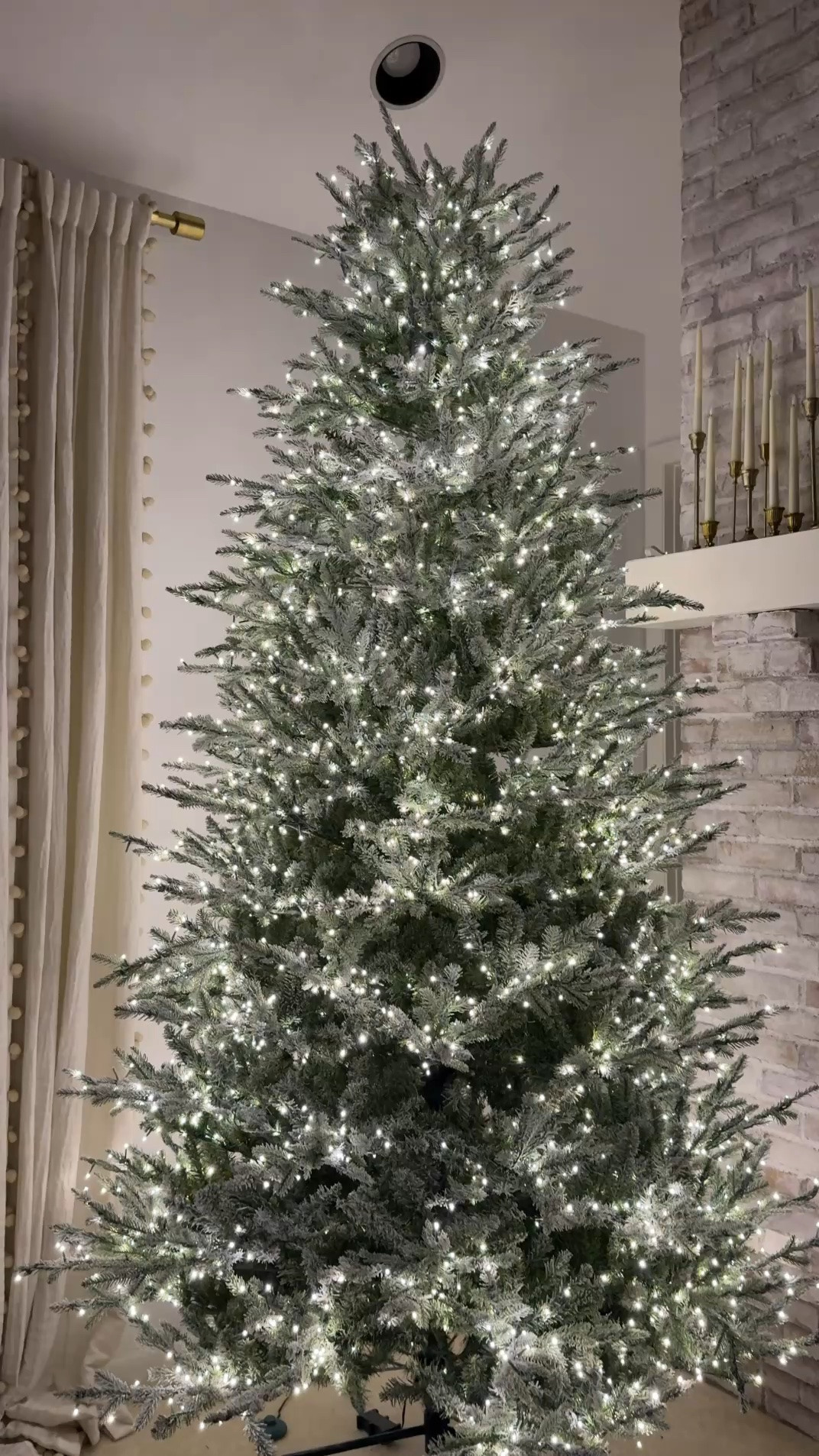 viral 9 ft flocked home depot christmas tree! 🎄