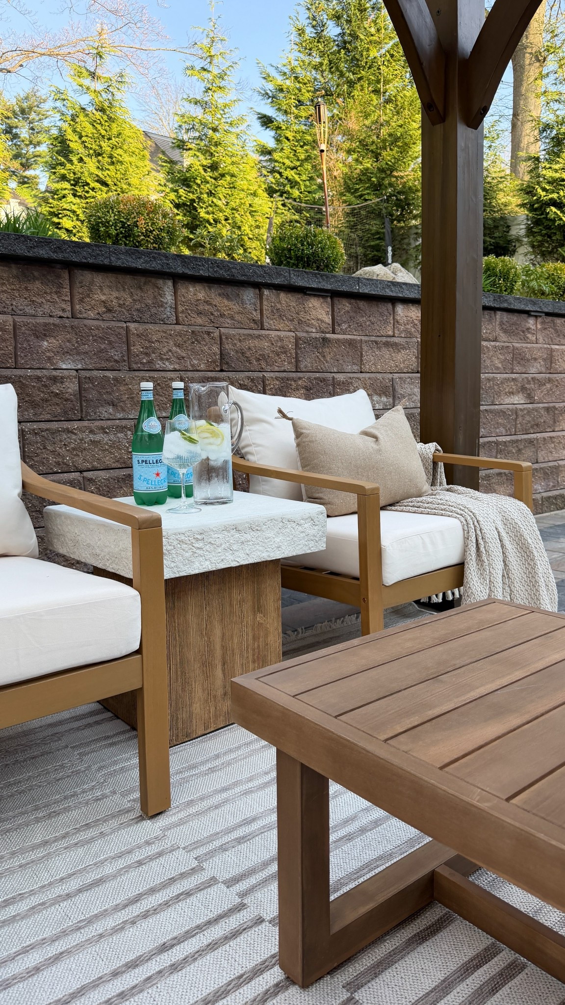 This accent table is SO good… the mix of that stone + wood look feels so elevated, and I still can’t believe it’s under $150. 🌿🤎

#LTKSaleAlert #LTKHome