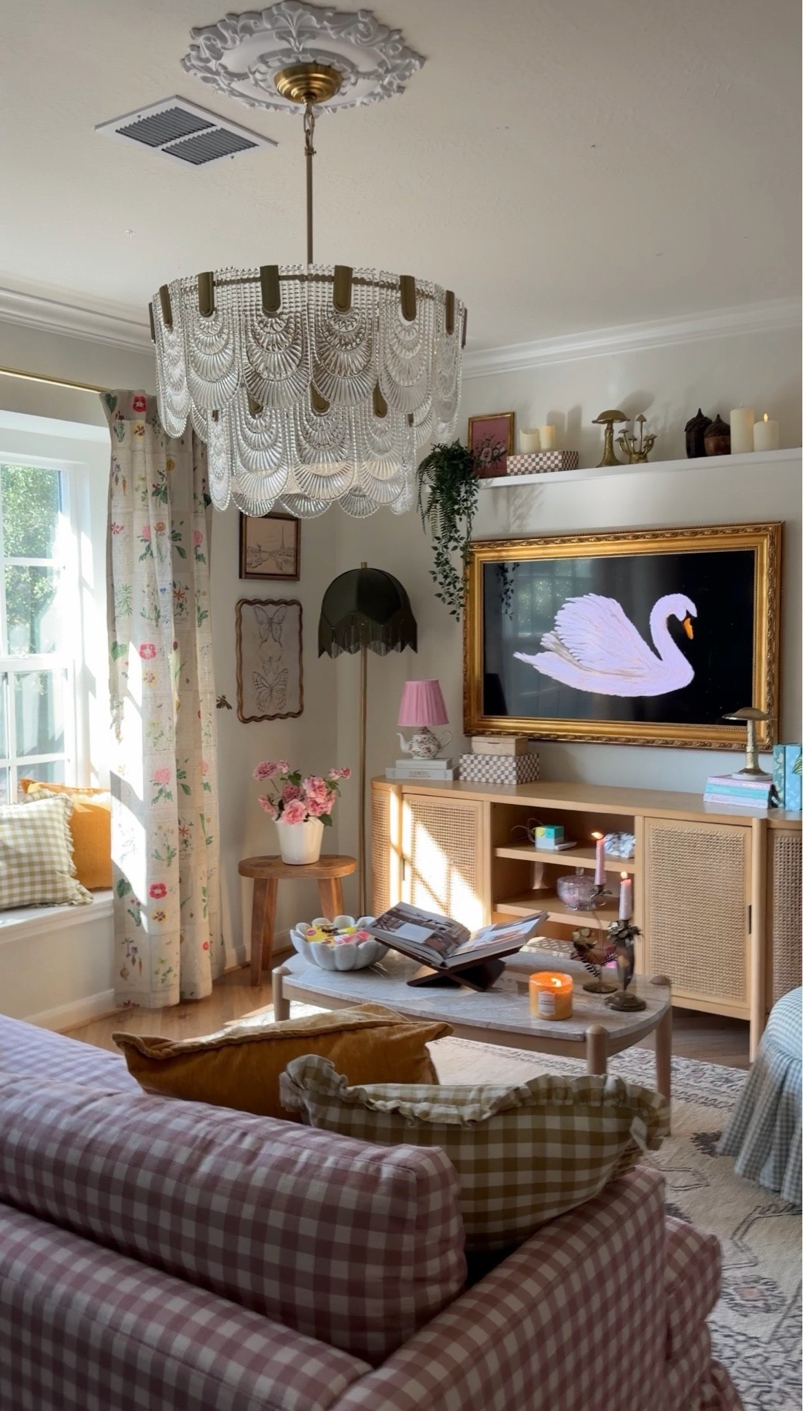 The frame only works with a specific Samsung frame tv!