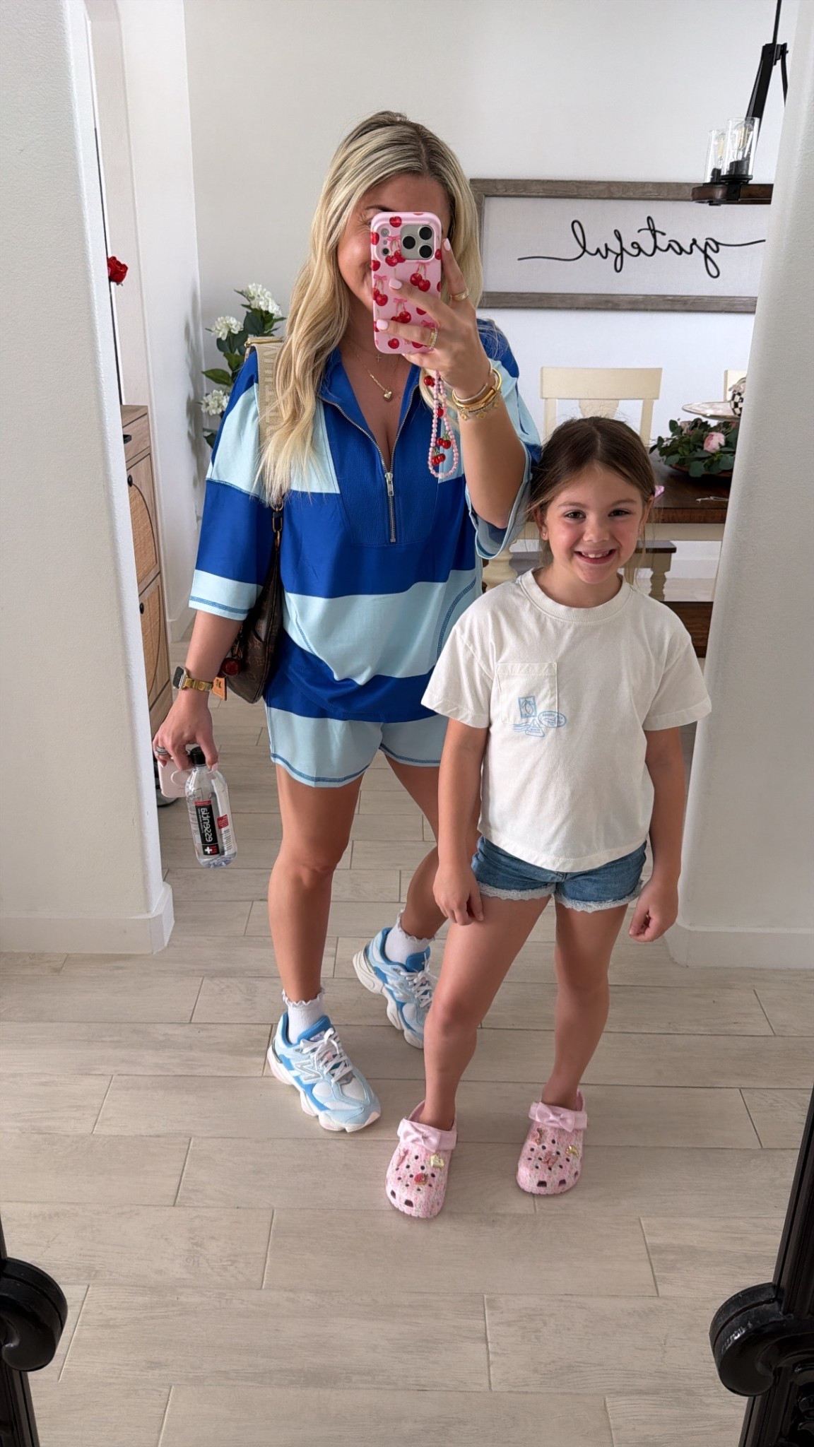 OOTD 
Matching set small
Girls outfit 