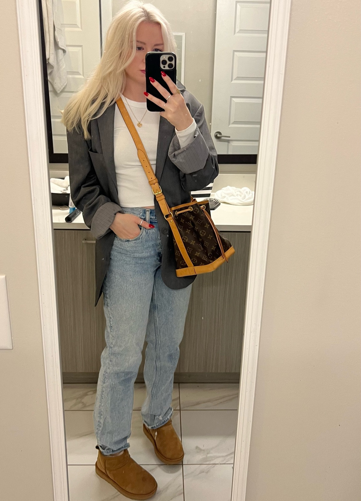 Ultra mini Uggs & Abercrombie jeans outfit #uggs #jeans #denim 

#LTKshoecrush #LTKSeasonal #LTKstyletip