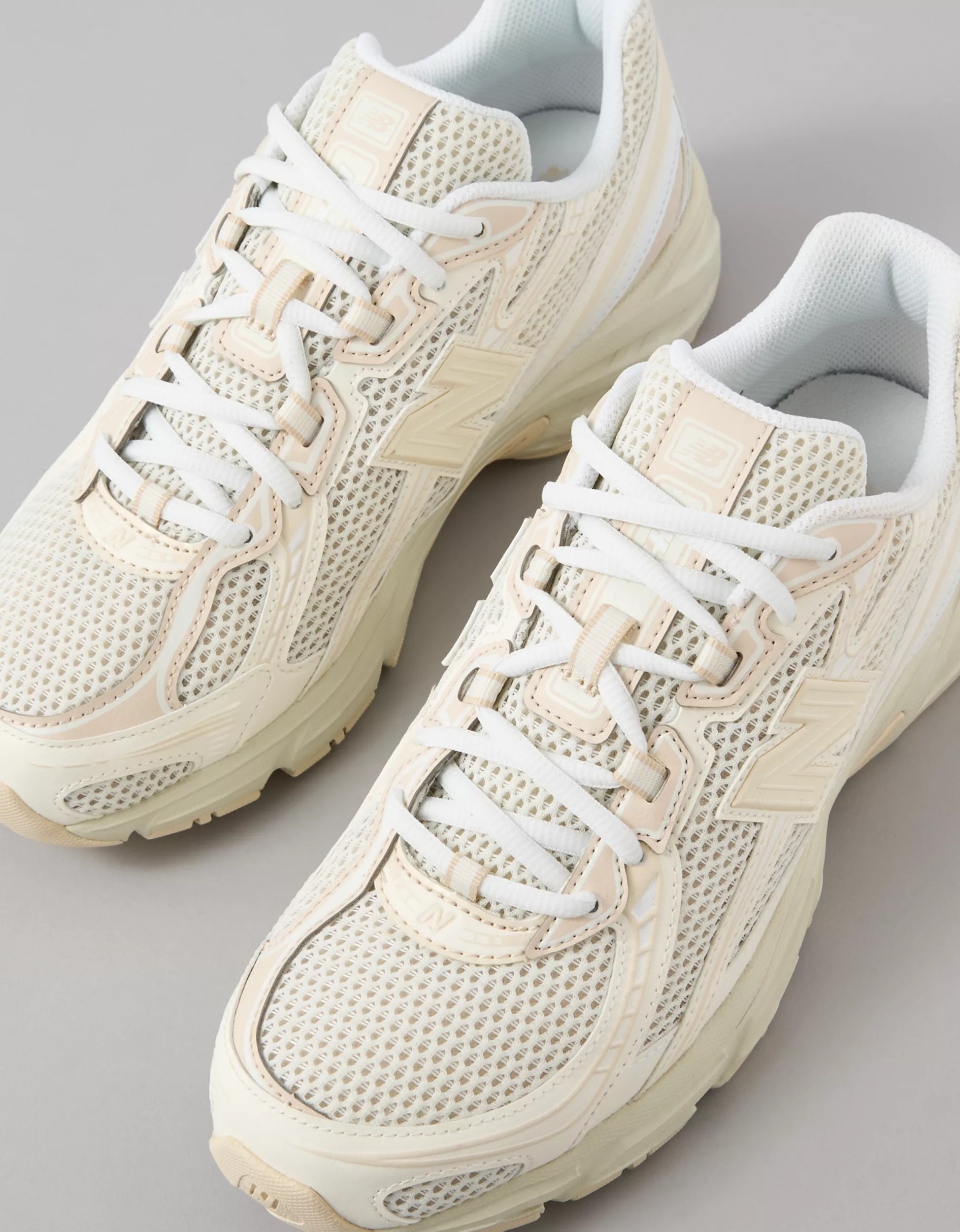New Balance 9060 Sneaker | American Eagle Outfitters (US & CA)