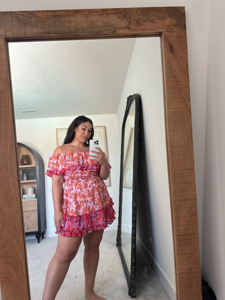 Midsize summer dress from Walmart! Wearing a size large!


Floral off the shoulder dress, mini dress, affordable fashion, Walmart fashion, pink outfit idea

#LTKMidsize #LTKFindsUnder50 #LTKSeasonal