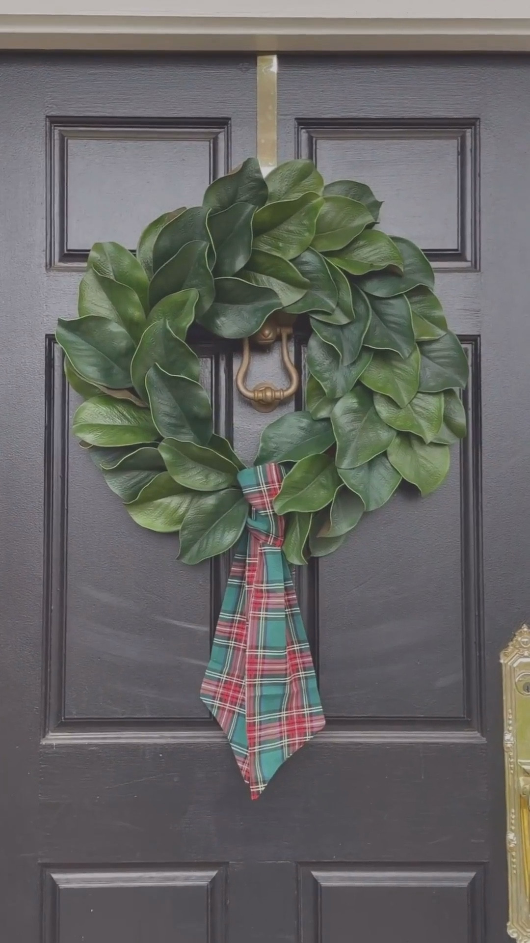 Love this magnolia wreath and all the sash/bow options for a festive first impression 



#LTKHome #LTKHoliday #LTKSeasonal