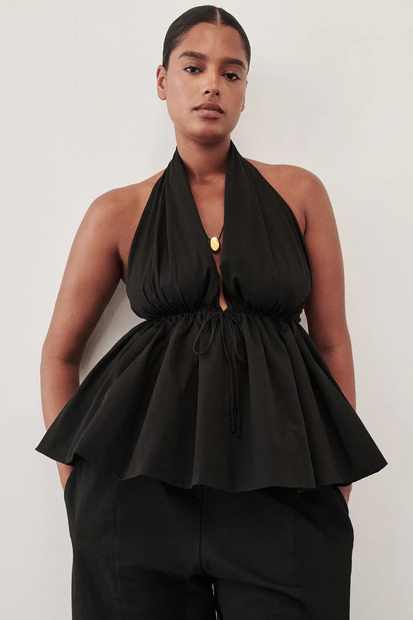 TAMMY BLACK SLEEVELESS COTTON HALTER TOP | DISSH