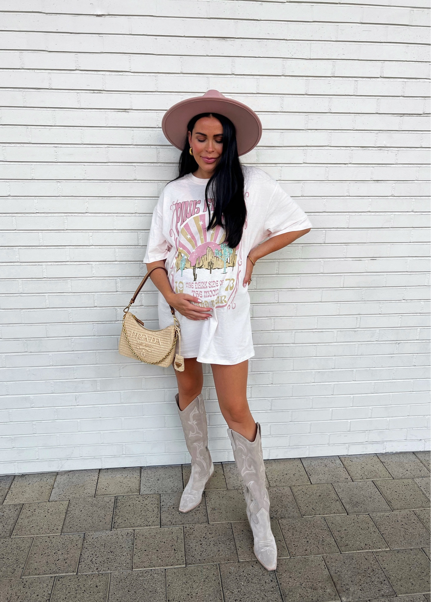 39 weeks! 👢🩷🌵Cant believe we’ll have another little girl here any day now🥹 This pregnancy has flownnnn by. Gonna miss this bump tho🥲🤍



#LTKItBag #LTKBump