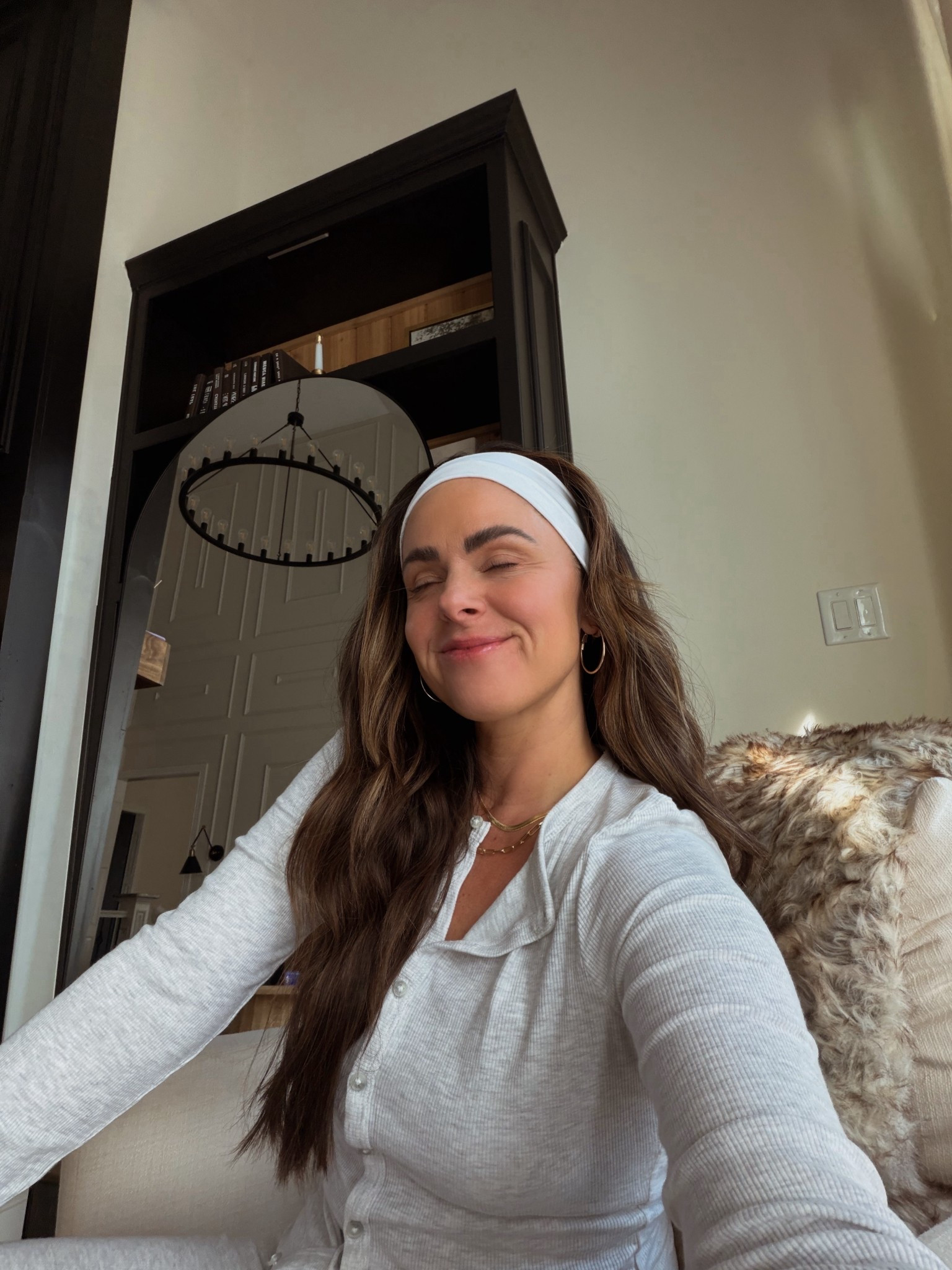 Comfy gray top & headband 🤍

#LTKootd #LTKmomlife #LTKselfcare