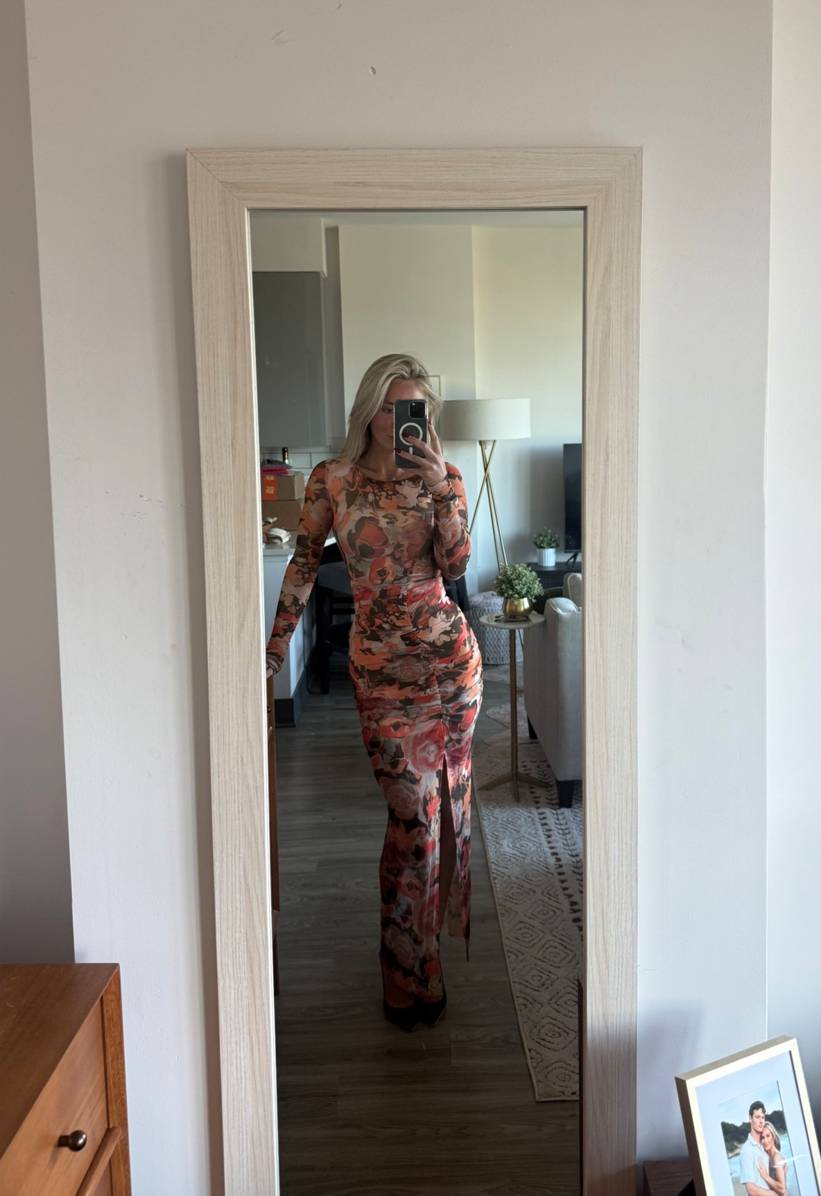 The perfect dress for the fall or thanksgiving! Love the autumn colors and it’s so comfy and flattering!

#LTKSaleAlert #LTKFindsUnder100 #LTKSeasonal