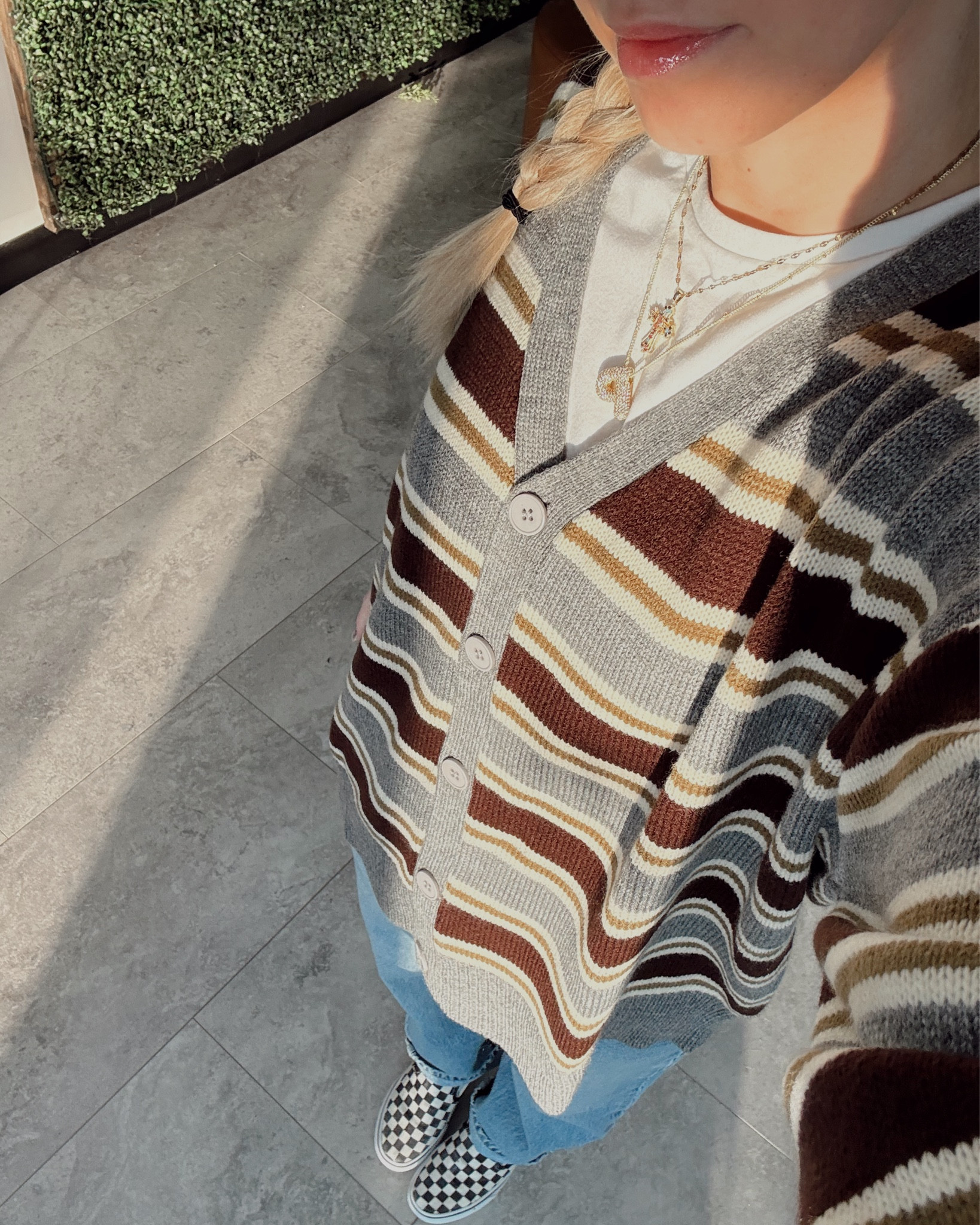Cozy Friday fit

#LTKStyleTip #LTKShoeCrush #LTKItBag
