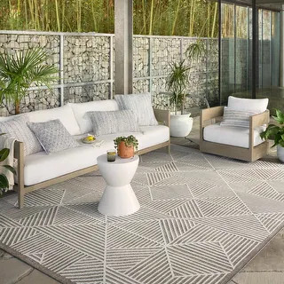 Alexander Home Renee Geometric Modern Indoor / Outdoor Rug - Overstock - 35450588 | Bed Bath & Beyond