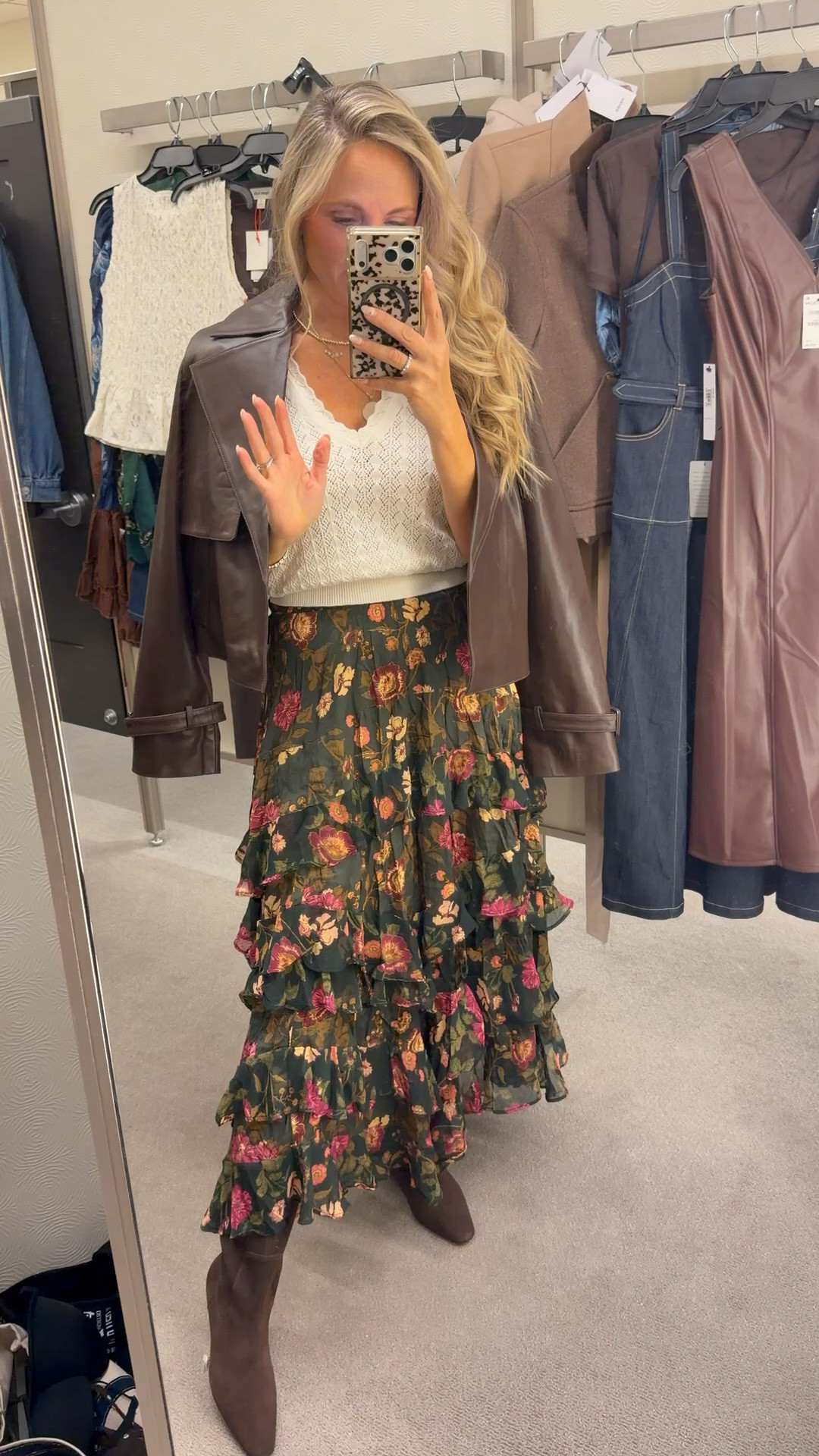 Loving this outfit for Nashville 😍

#LTKfitnessgoals #LTKdayinmylife #LTKgrwm

Comment SHOP below to receive a DM with the link to this post on my LTK ⬇ https://liketk.it/6k2AB

#LTKgrwm #LTKootd #LTKOver40