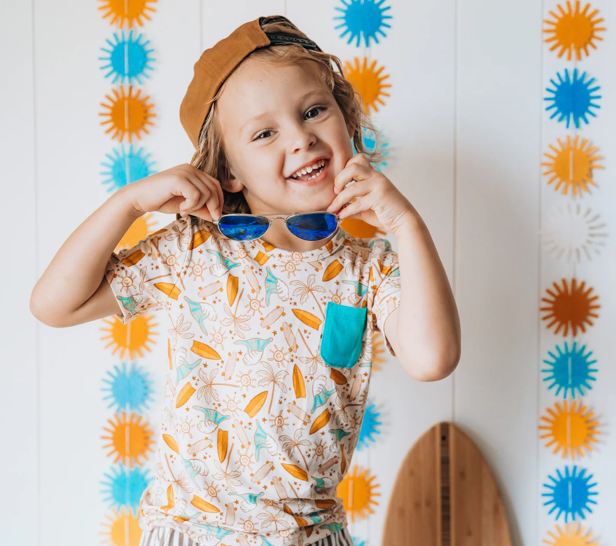 SURF SHACK DREAM POCKET TEE | Dream Big Little Co.