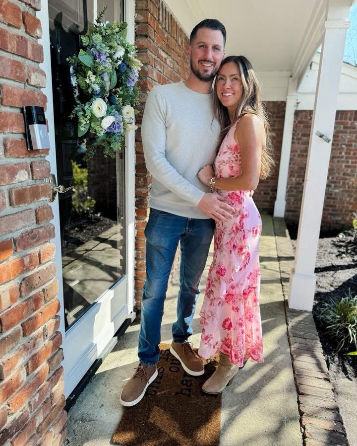 SPRING FLORALS AND I JUST FOUND MY DRESS ONLINE TOO

#LTKdayinmylife #LTKootd #LTKHome